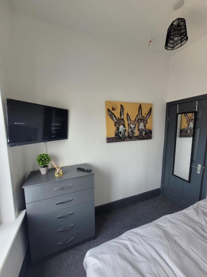 The Goldmine Rooms Hale  Bagian luar foto