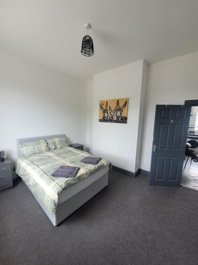 The Goldmine Rooms Hale  Bagian luar foto